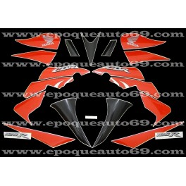 Honda CBR 125 R année 2009 version rouge / noir